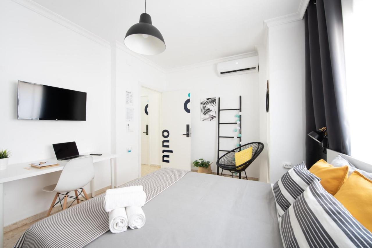 Nordik Rooms Urban - Trinidad "Copenhague" Малага Экстерьер фото