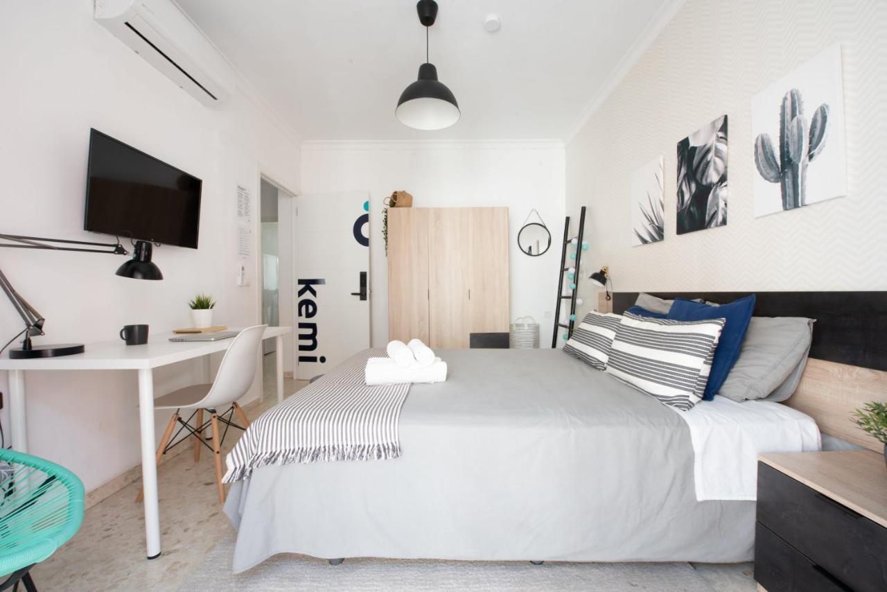 Nordik Rooms Urban - Trinidad "Copenhague" Малага Экстерьер фото