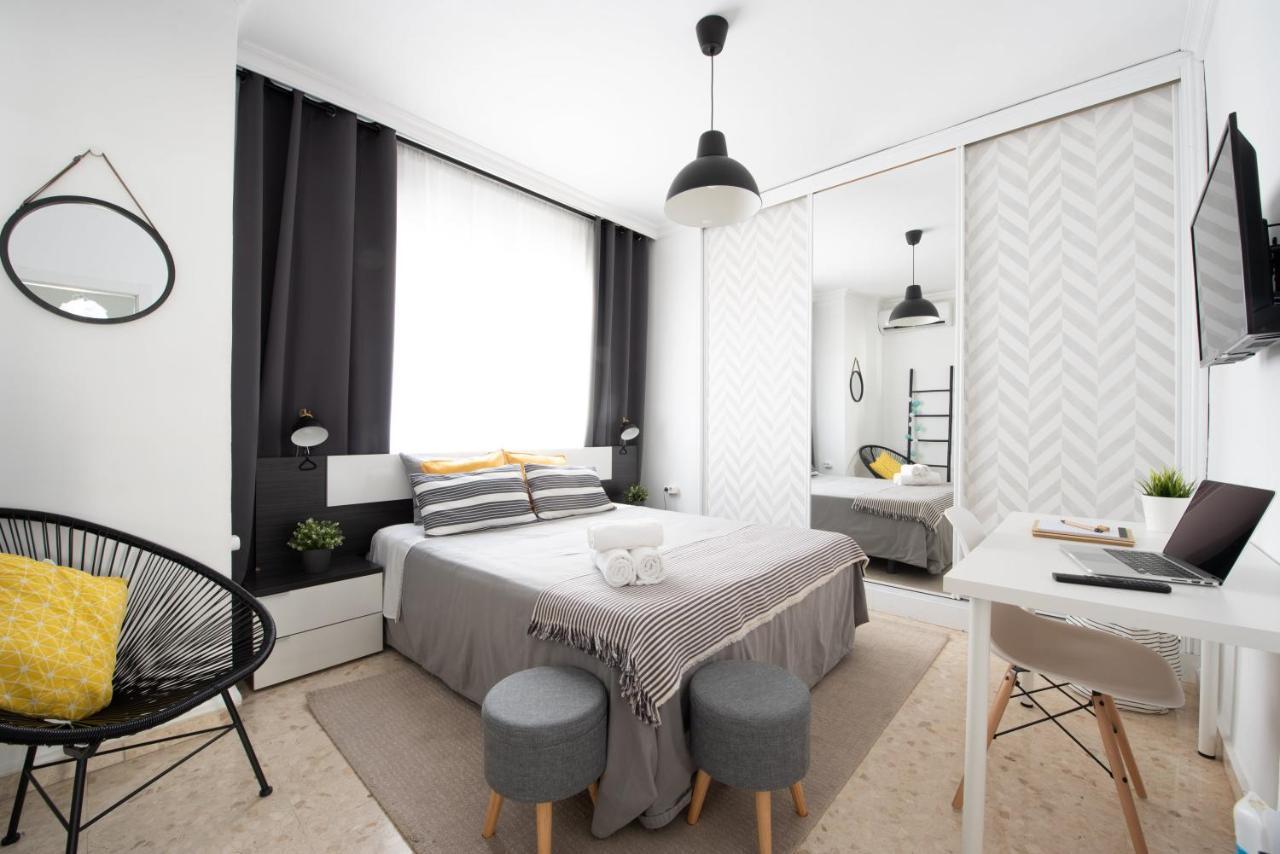Nordik Rooms Urban - Trinidad "Copenhague" Малага Экстерьер фото