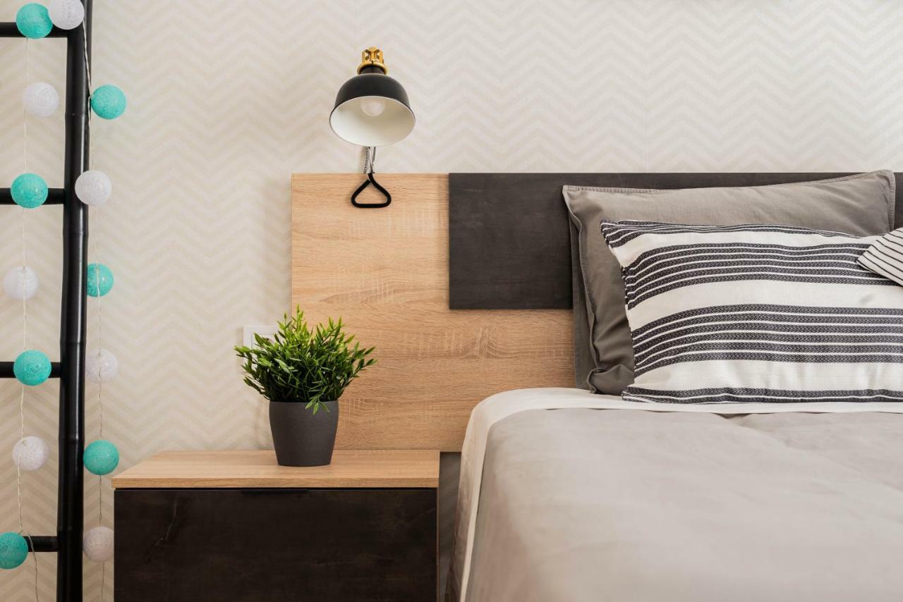 Nordik Rooms Urban - Trinidad "Copenhague" Малага Экстерьер фото